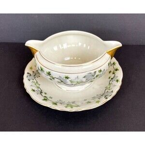 Theodore Haviland New York Saratoga Gravy Boat w/Attached Underplate Ivy USA